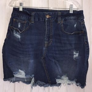 🌟No Boundaries stretchy ripped Skirt size15